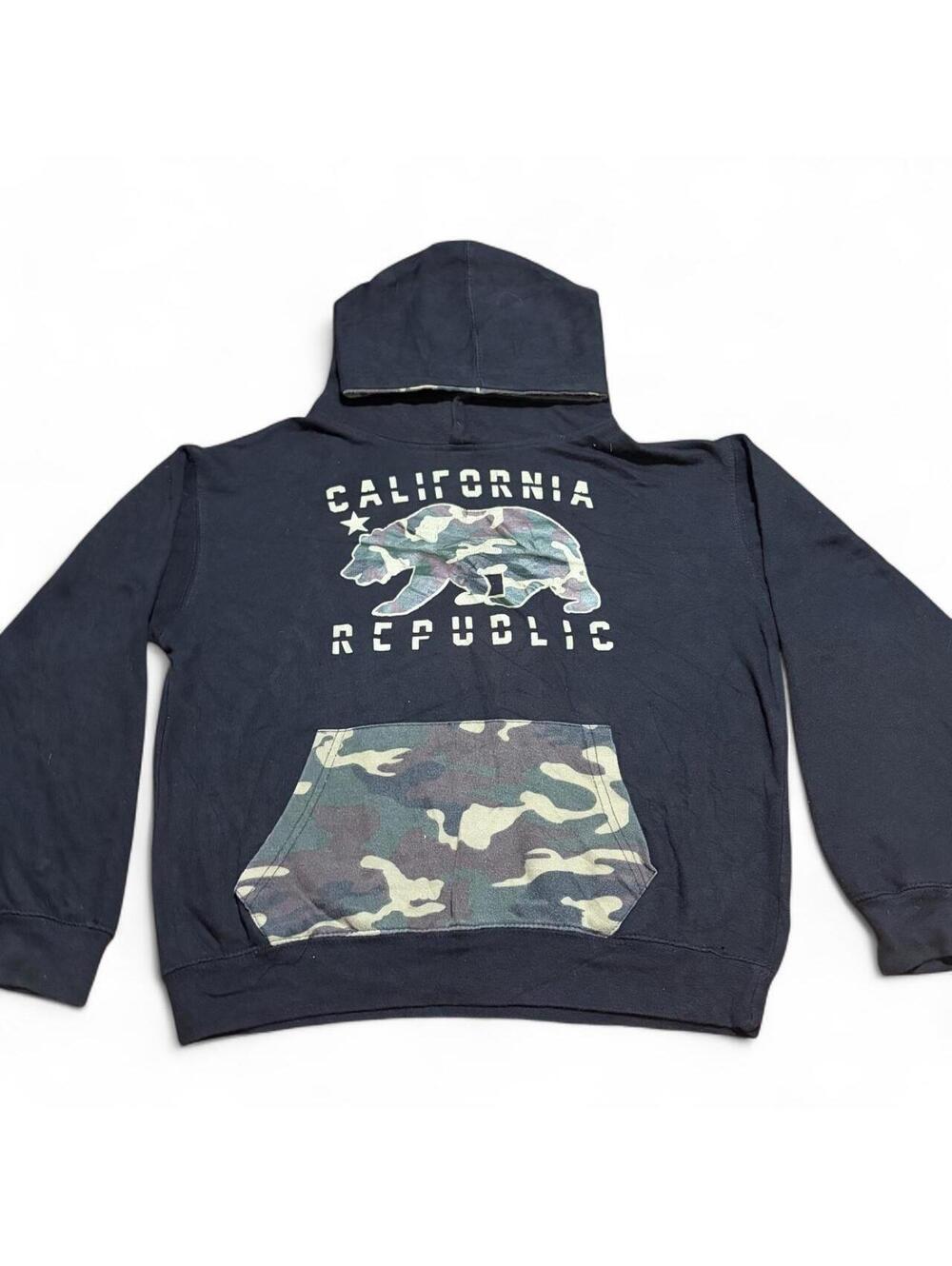 Eighty Eight California Republic Camo Hoodie — Size Youth Large (14)